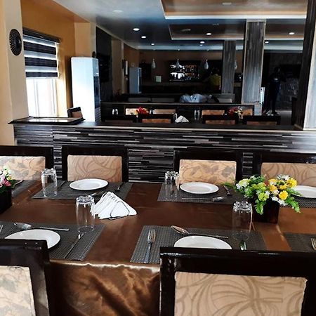Aries Suites Lagos Exterior photo