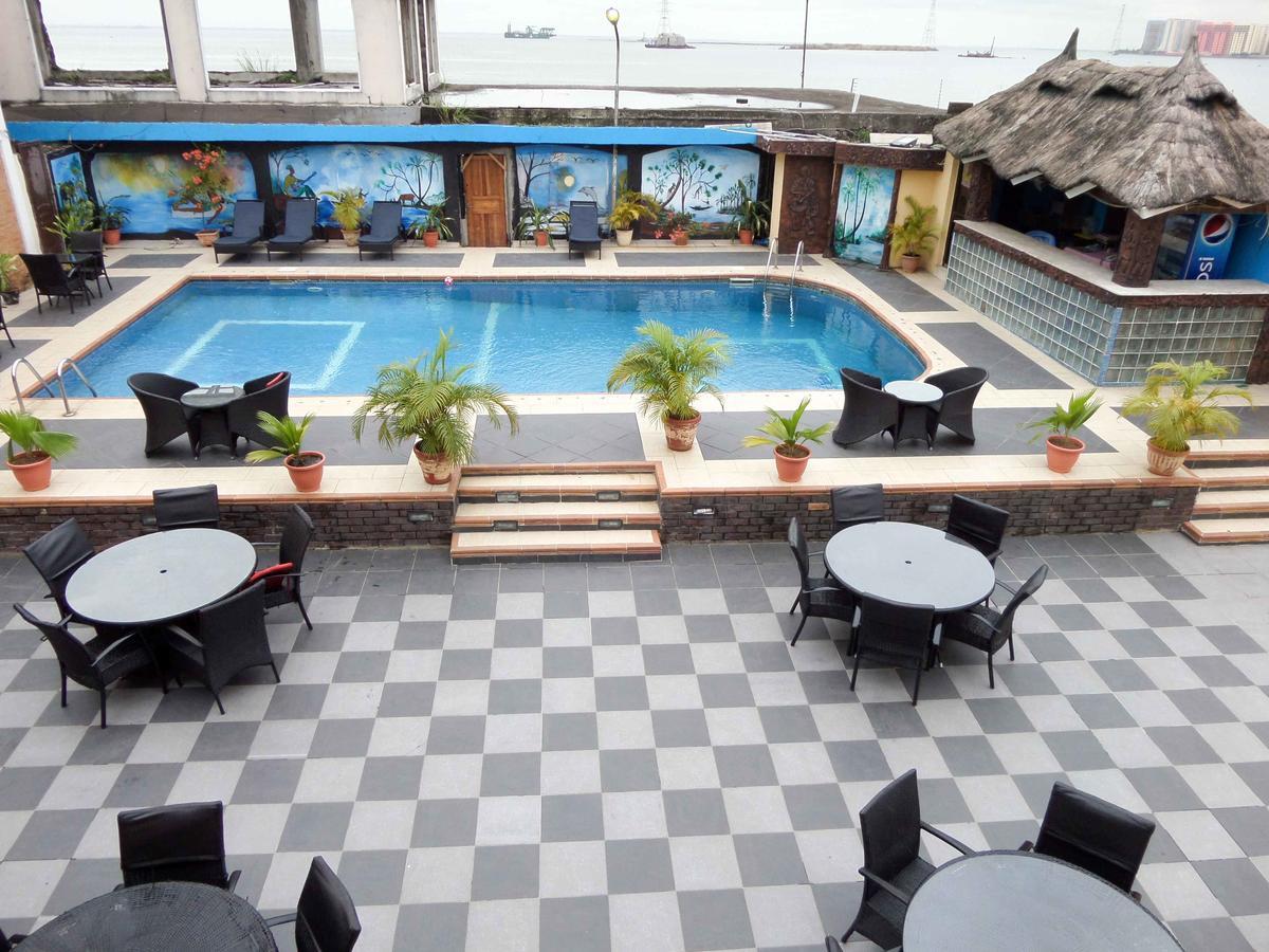 Aries Suites Lagos Exterior photo