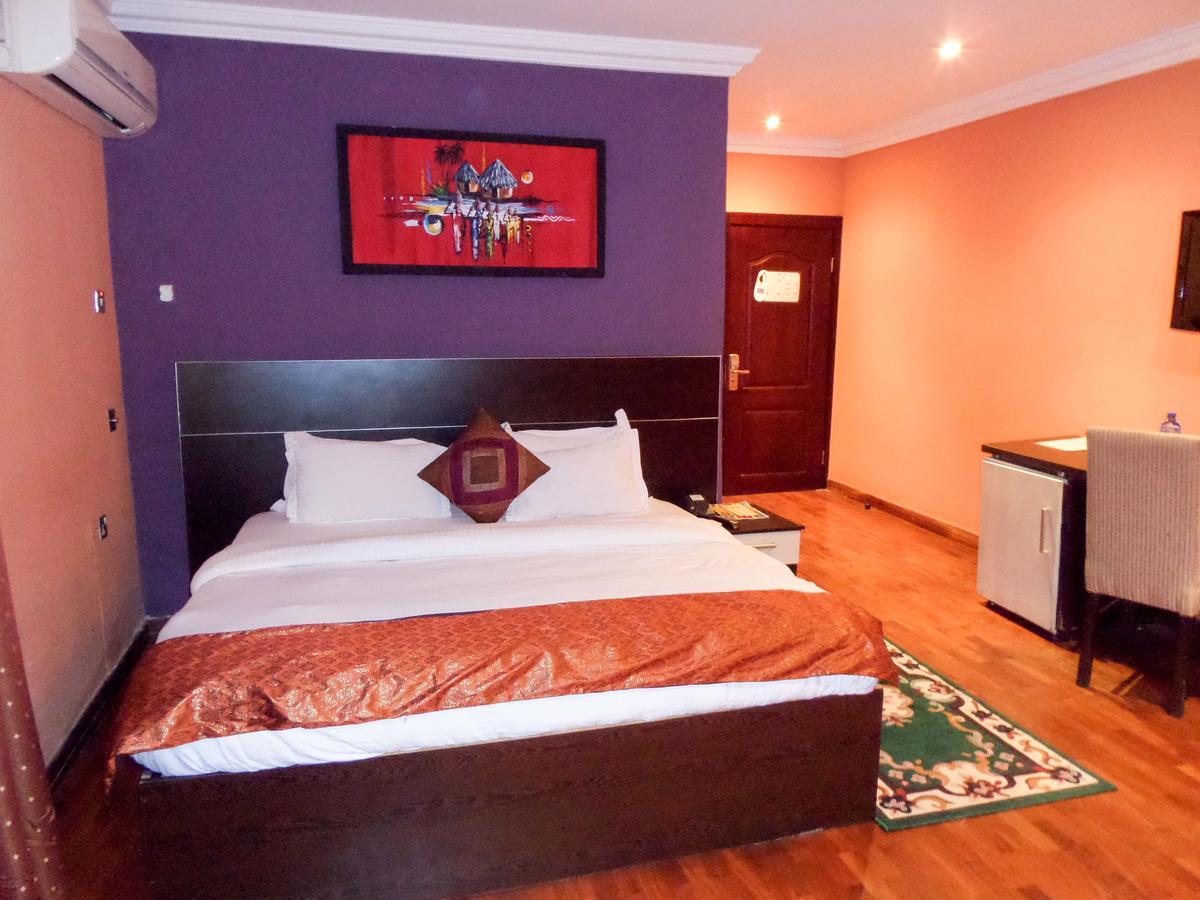 Aries Suites Lagos Exterior photo